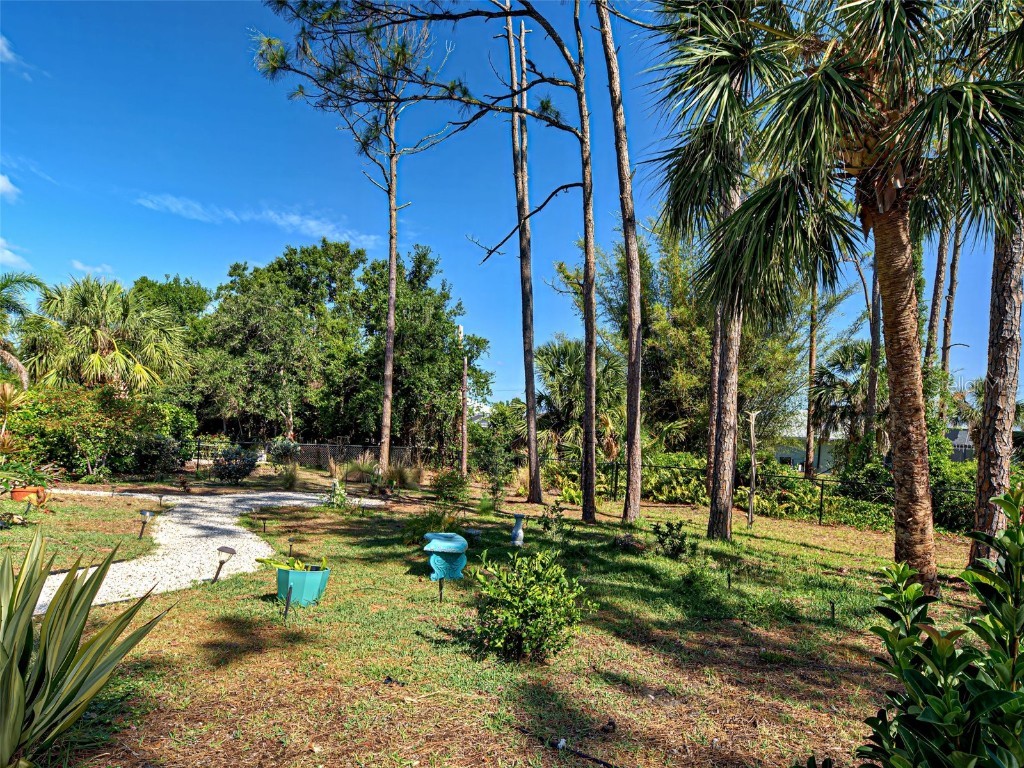 237 Rotonda Boulevard E Rotonda West FL 33947 D6142250 image60