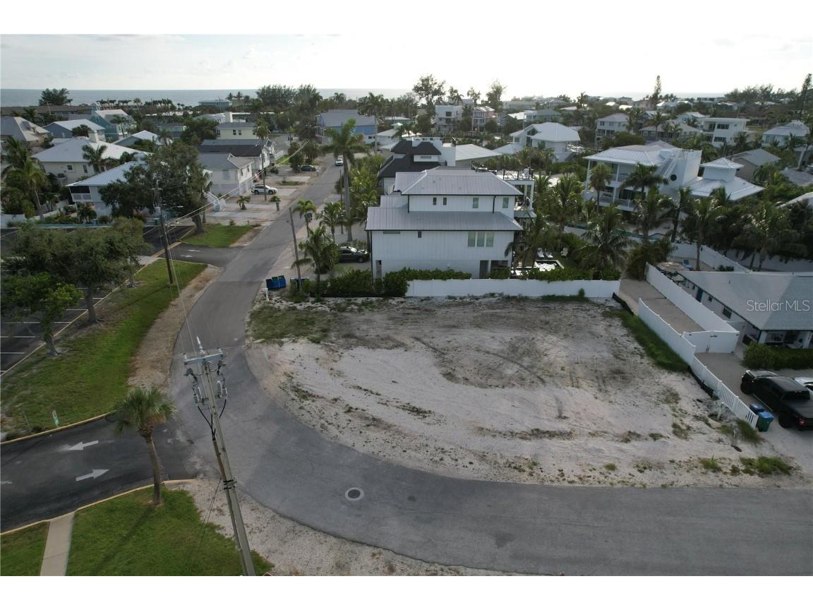 237 S Harbor Drive Holmes Beach FL 34217 TB8442090 image1