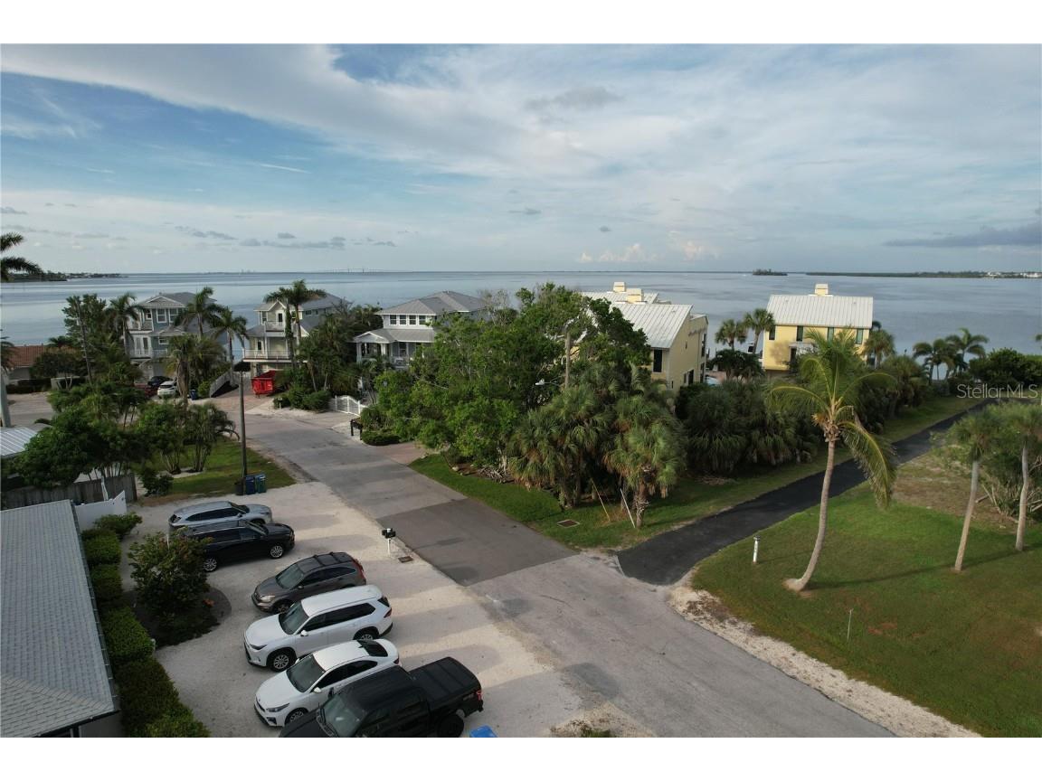 237 S Harbor Drive Holmes Beach FL 34217 TB8442090 image6