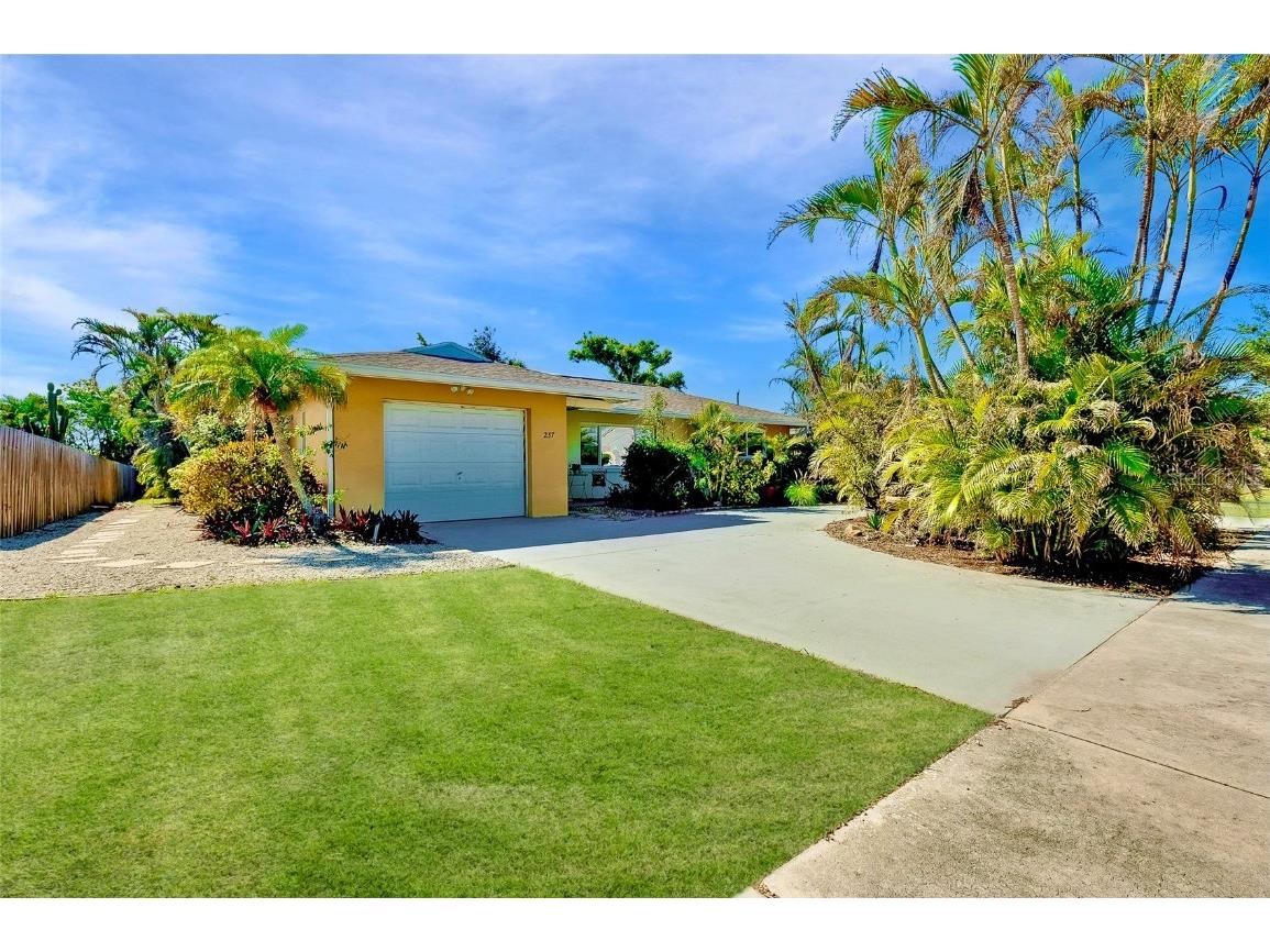 237 San Marco Drive Venice FL 34285 N6140803 image1