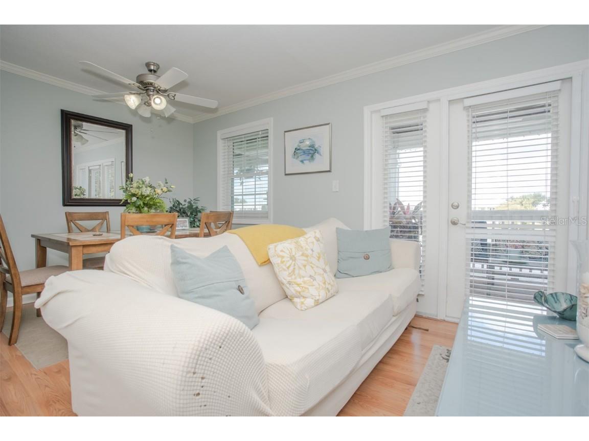 237 Seahorse Drive SE #H Saint Petersburg FL 33705 TB8443696 image10