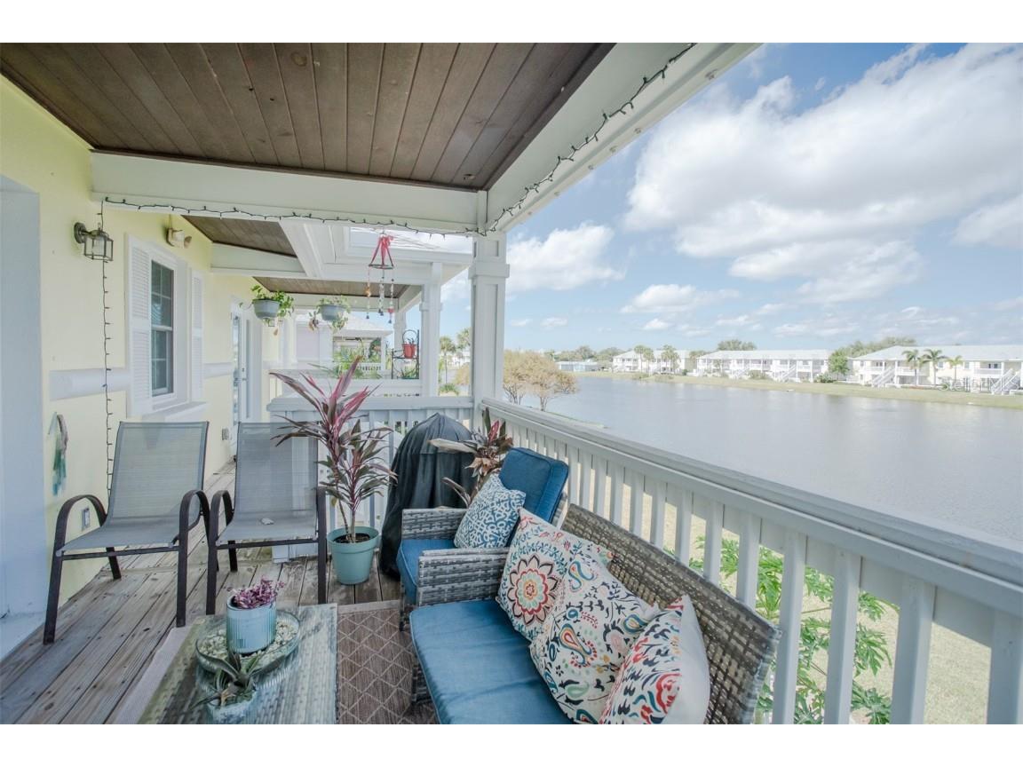 237 Seahorse Drive SE #H Saint Petersburg FL 33705 TB8443696 image13