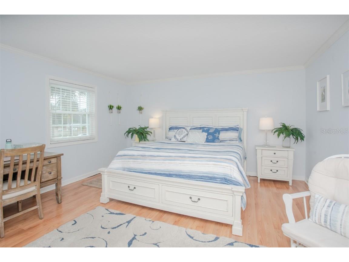 237 Seahorse Drive SE #H Saint Petersburg FL 33705 TB8443696 image17