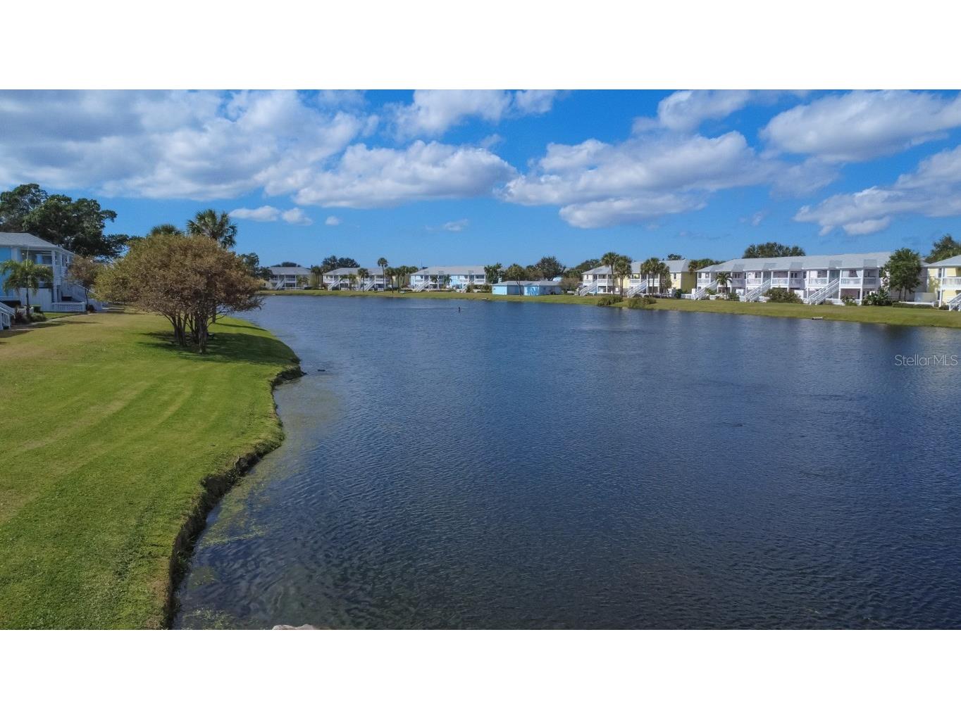 237 Seahorse Drive SE #H Saint Petersburg FL 33705 TB8443696 image25
