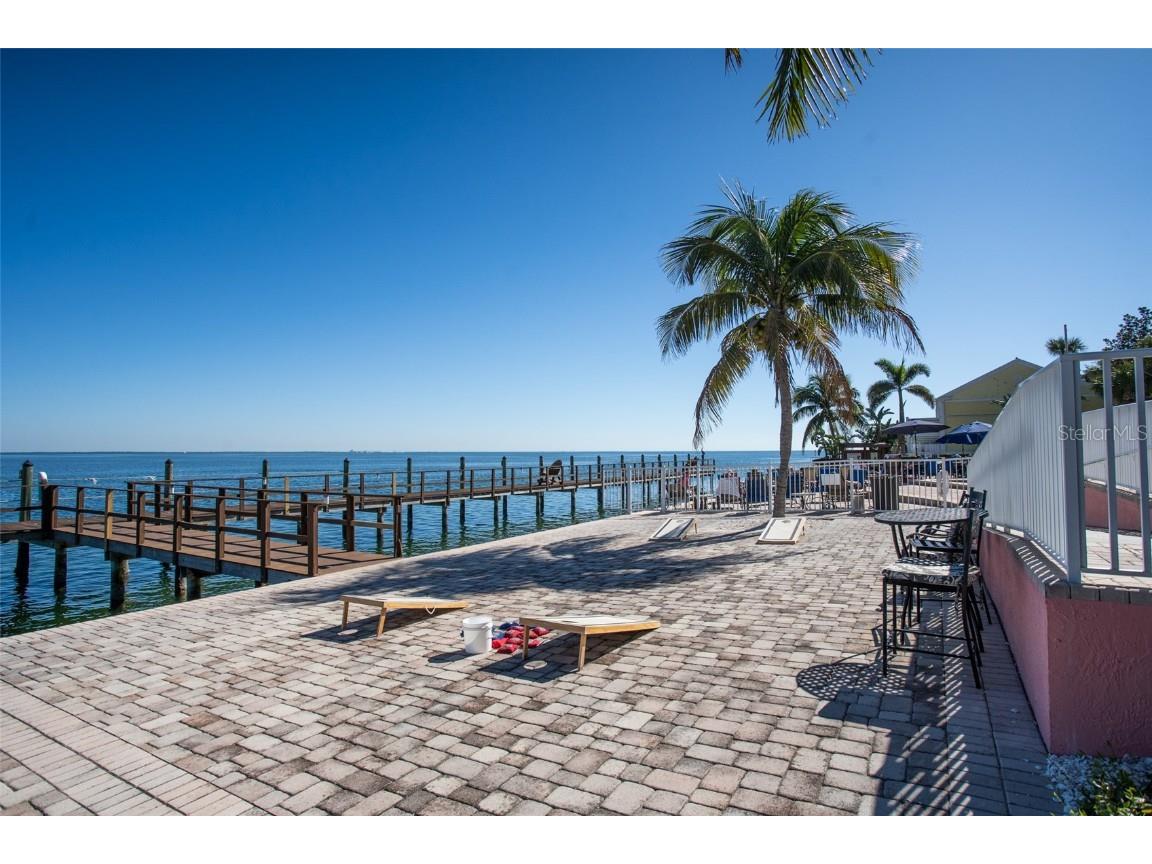 237 Seahorse Drive SE #H Saint Petersburg FL 33705 TB8443696 image29