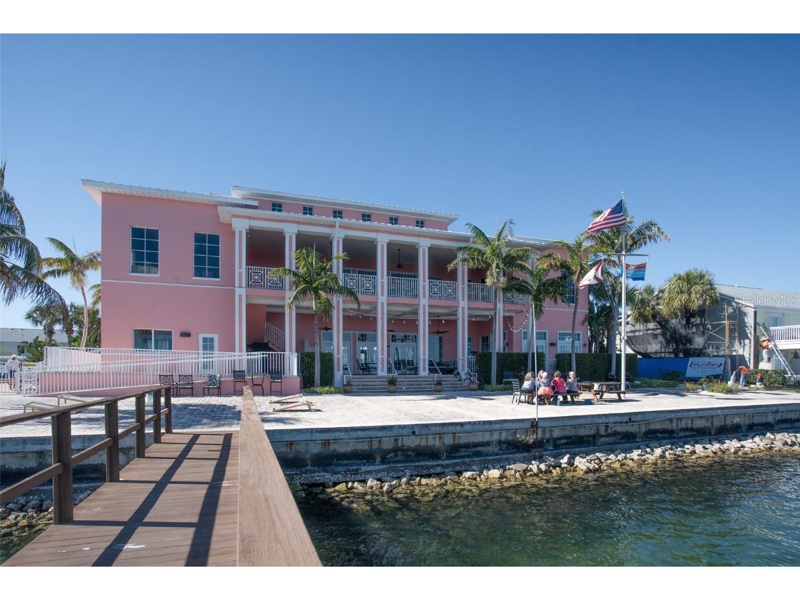 237 Seahorse Drive SE #H Saint Petersburg FL 33705 TB8443696 image31