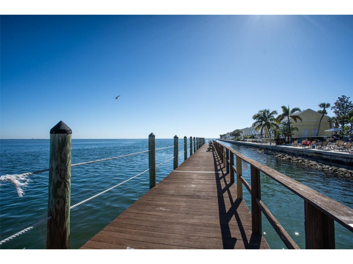 237 Seahorse Drive SE #H Saint Petersburg FL 33705 TB8443696 image34