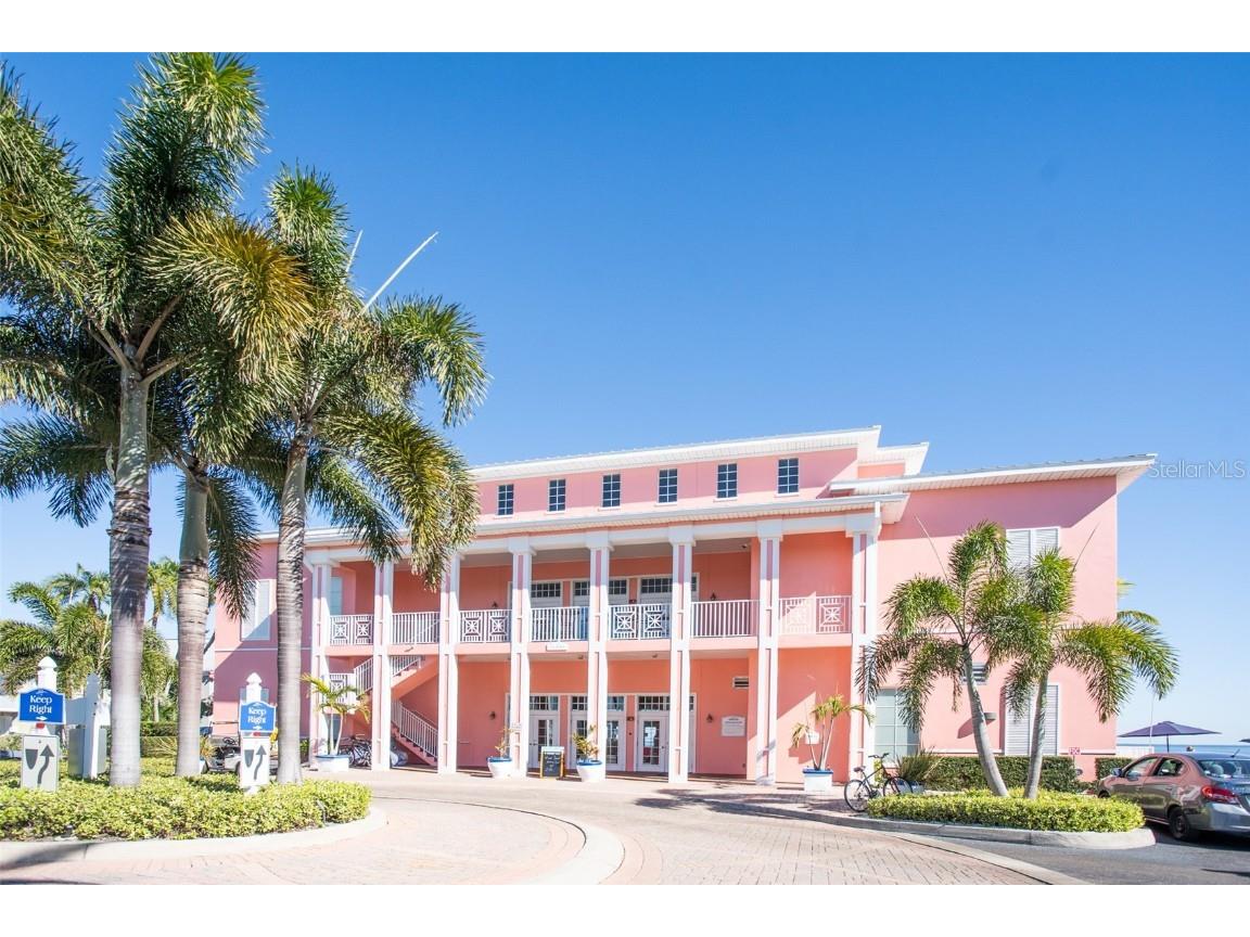 237 Seahorse Drive SE #H Saint Petersburg FL 33705 TB8443696 image37