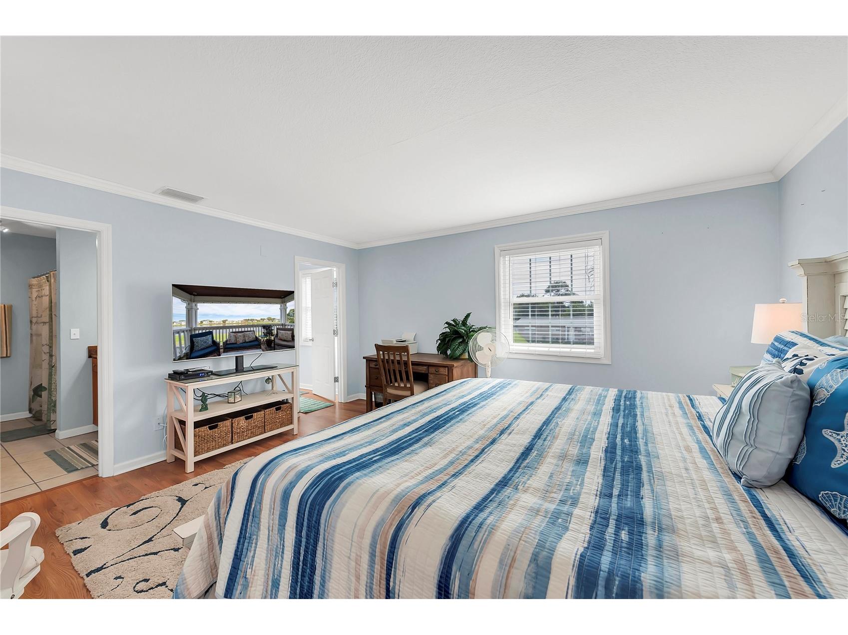 237 Seahorse Drive SE #H Saint Petersburg FL 33705 TB8527911 image13