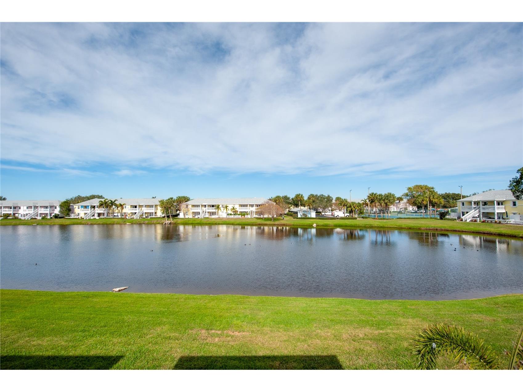 237 Seahorse Drive SE #H Saint Petersburg FL 33705 TB8527911 image23