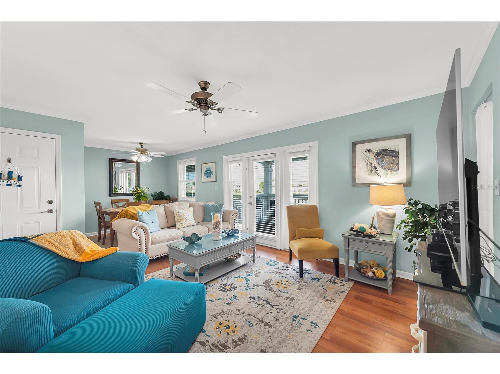 237 Seahorse Drive SE #H Saint Petersburg FL 33705 TB8527911 image3