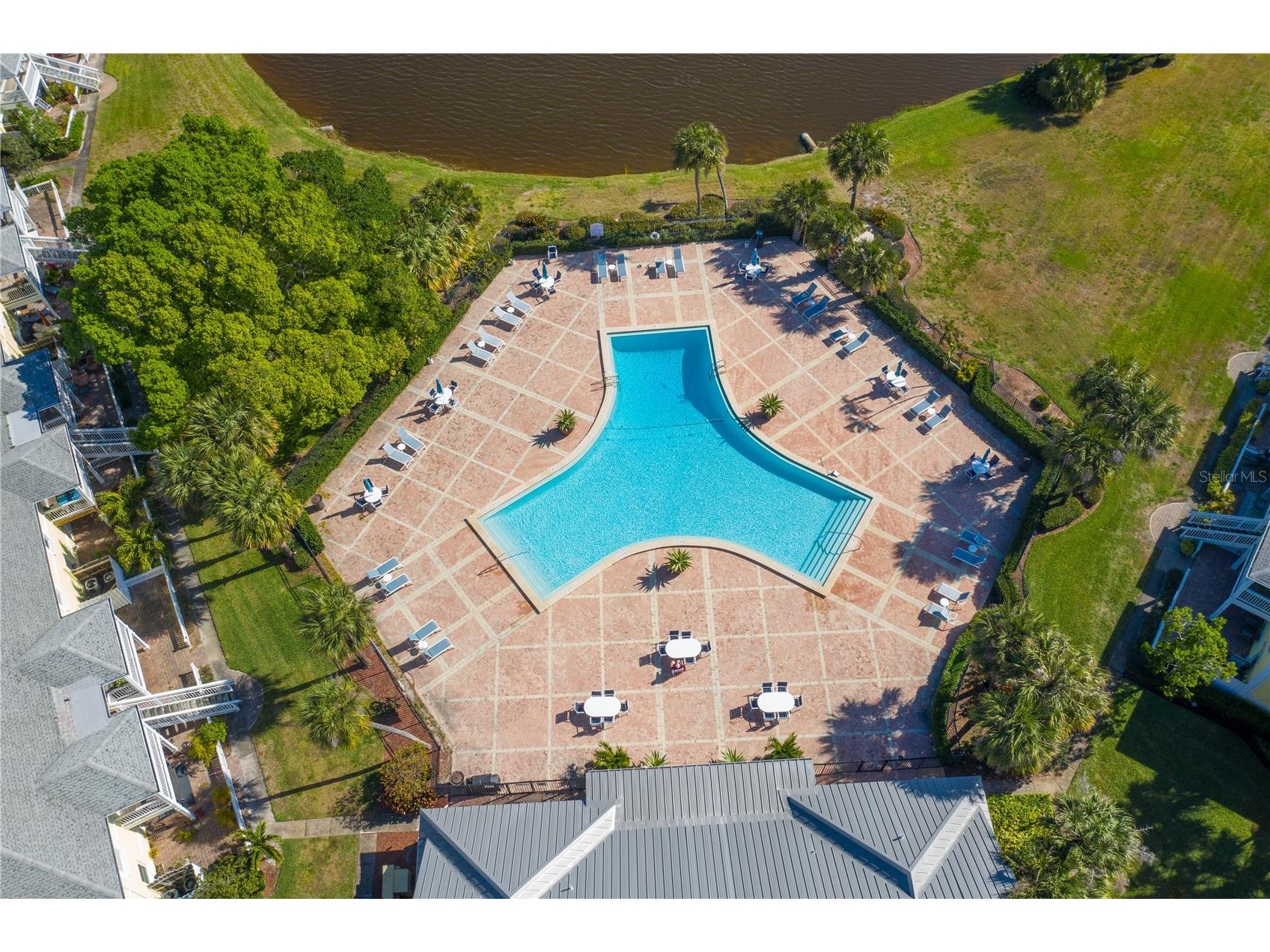 237 Seahorse Drive SE #H Saint Petersburg FL 33705 TB8527911 image32