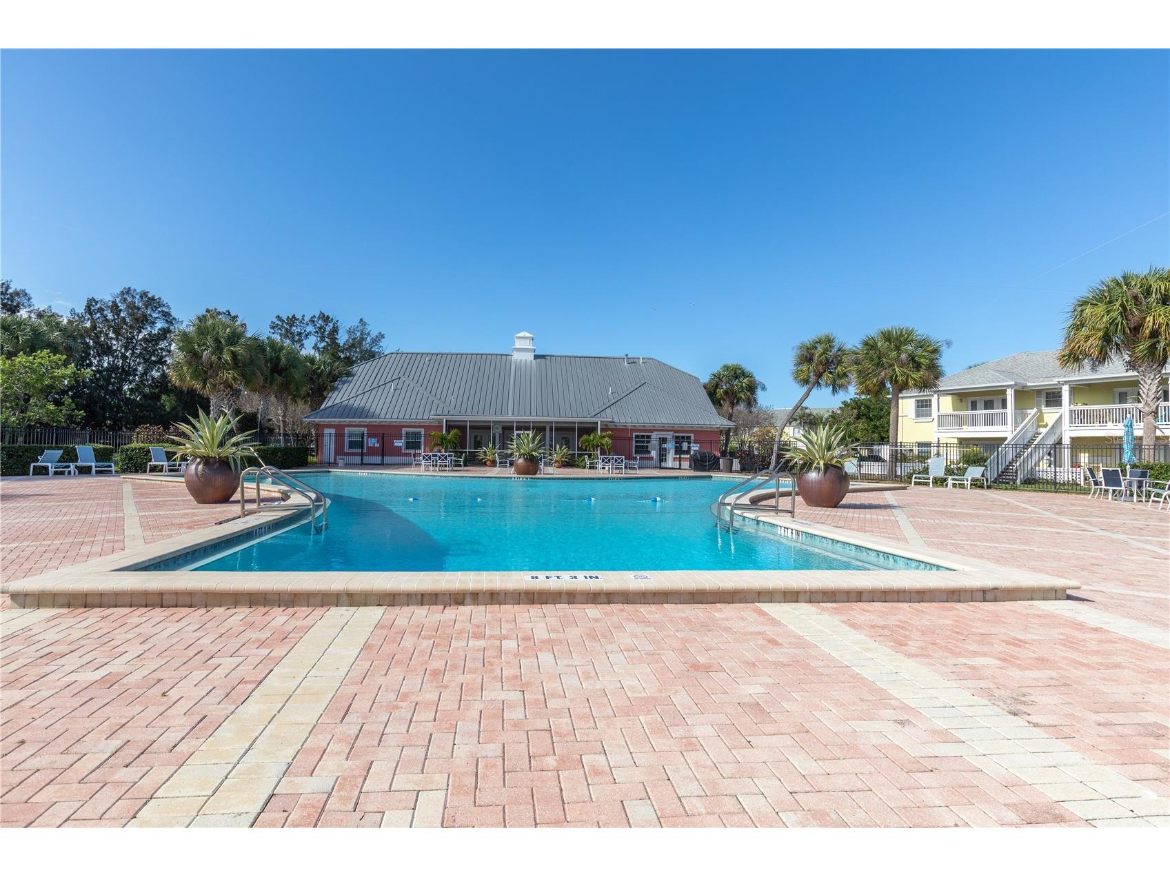 237 Seahorse Drive SE #H Saint Petersburg FL 33705 TB8527911 image33