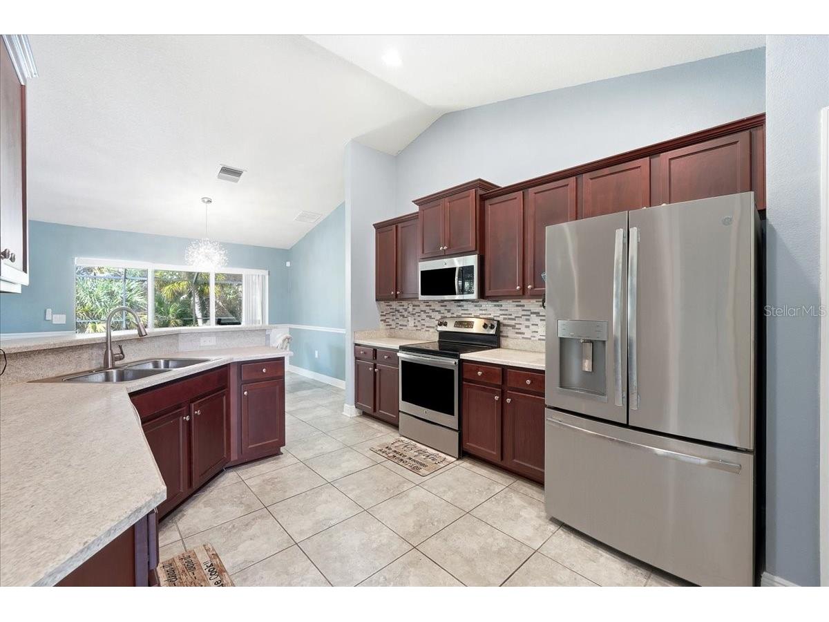 237 Strasburg Drive Port Charlotte FL 33954 C7521404 image4