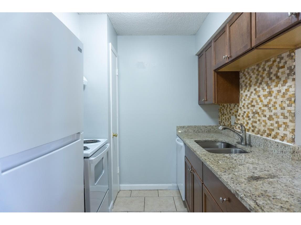 237 Thorn Tree Place #237 Brandon FL 33510 TB8320071 image10