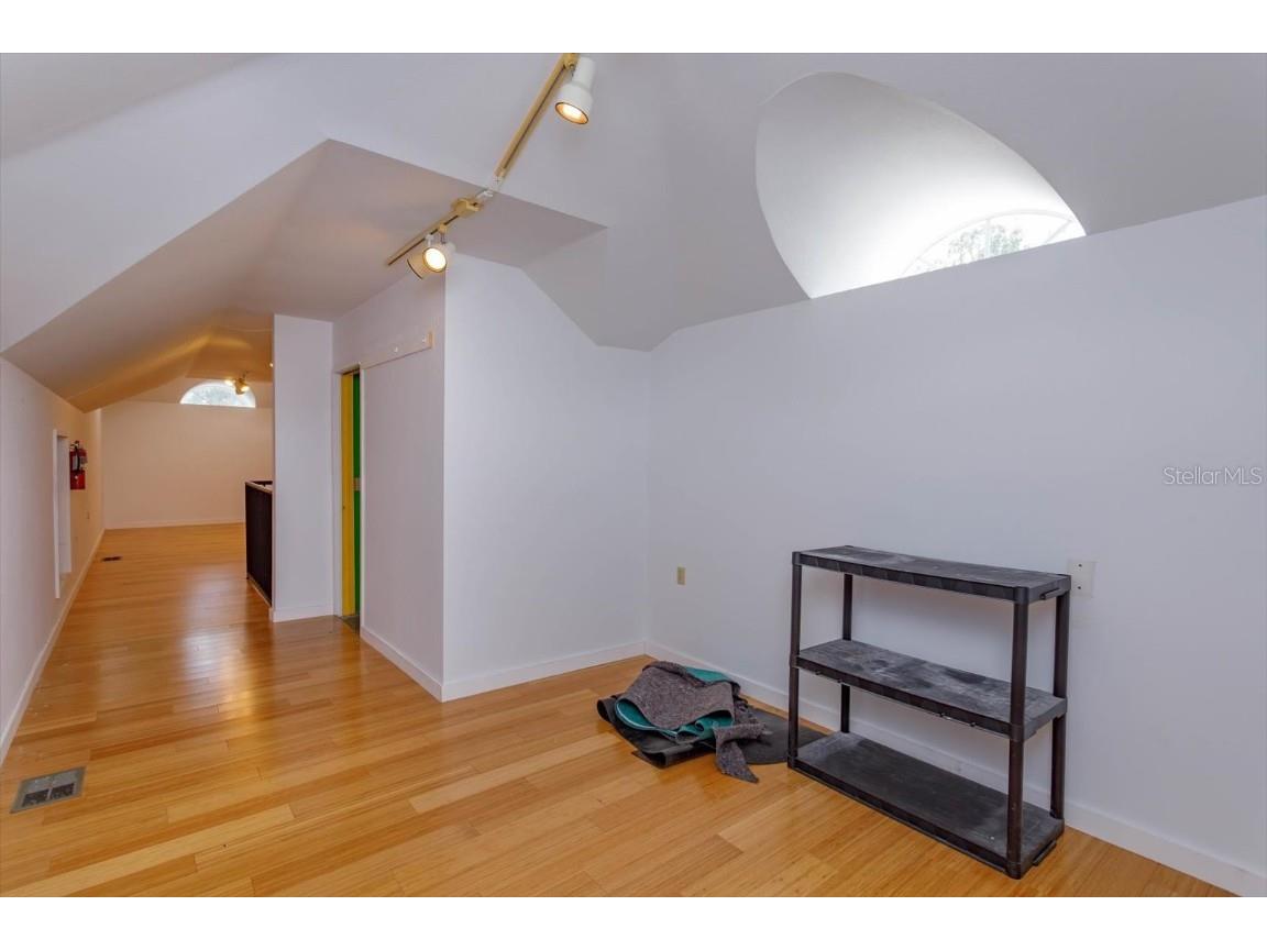 237 W 4th Avenue #2 Mount Dora FL 32757 G5084627 image18