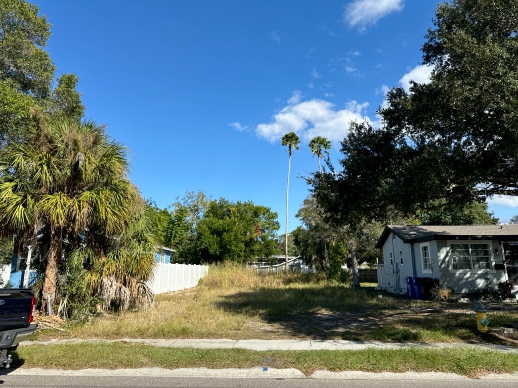 2370 38th Street S Saint Petersburg FL 33711 U8218852 image1