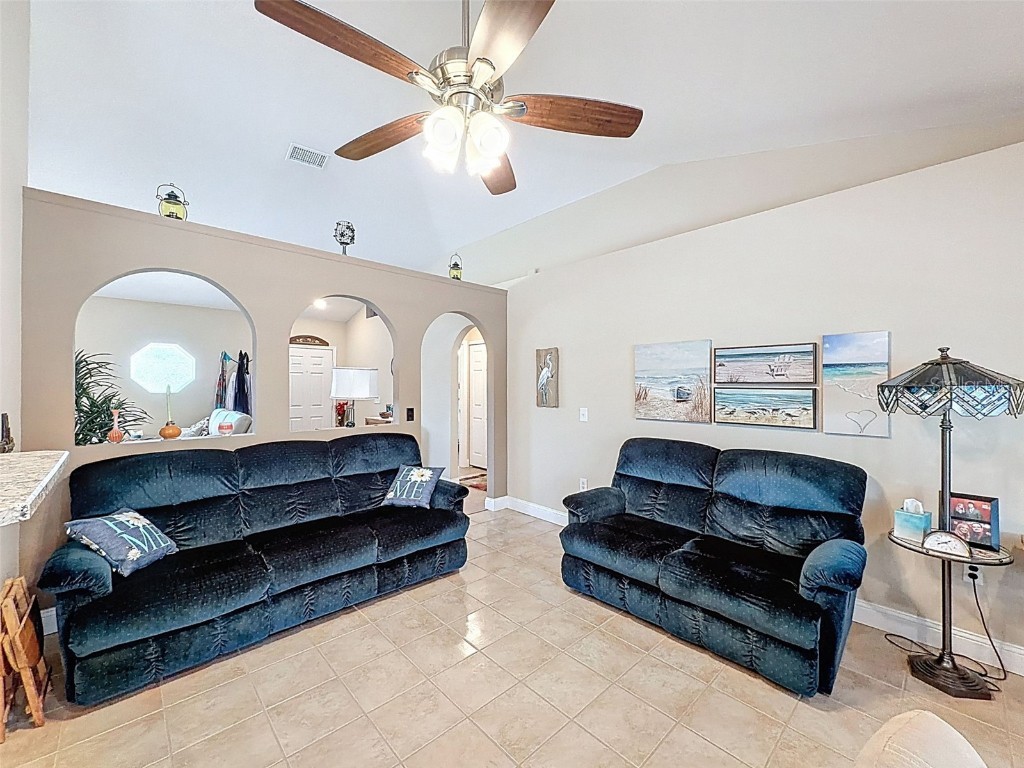 2370 Bonkirk Avenue Spring Hill FL 34609 W7881128 image6