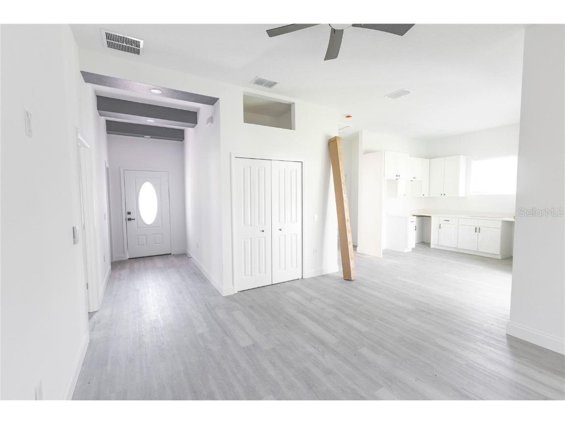 2370 Cr 423 #LOT 16 Lake Panasoffkee FL 33538 G5100066 image4