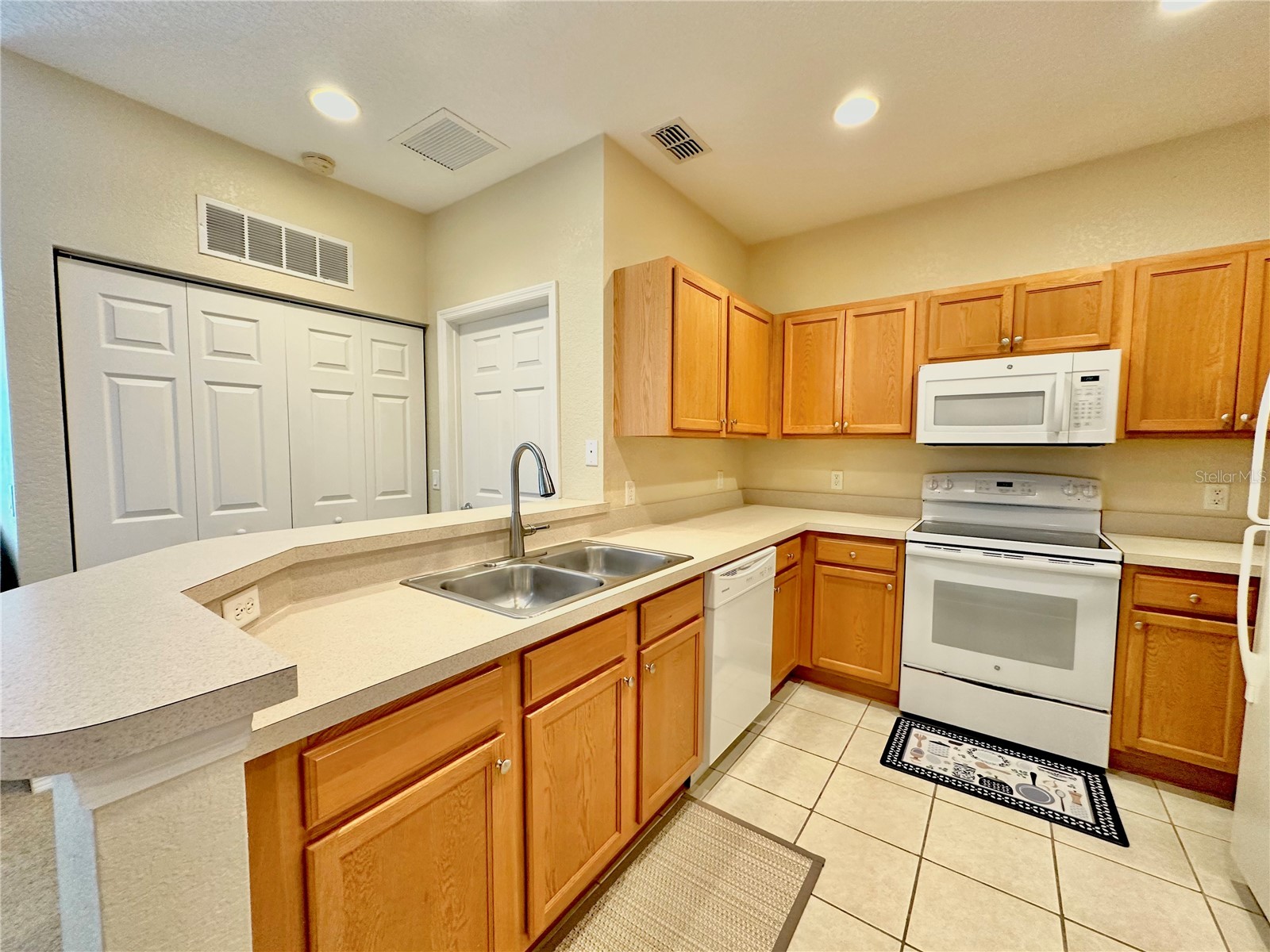2370 Grand Central Parkway #5 Orlando FL 32839 O6408380 image8