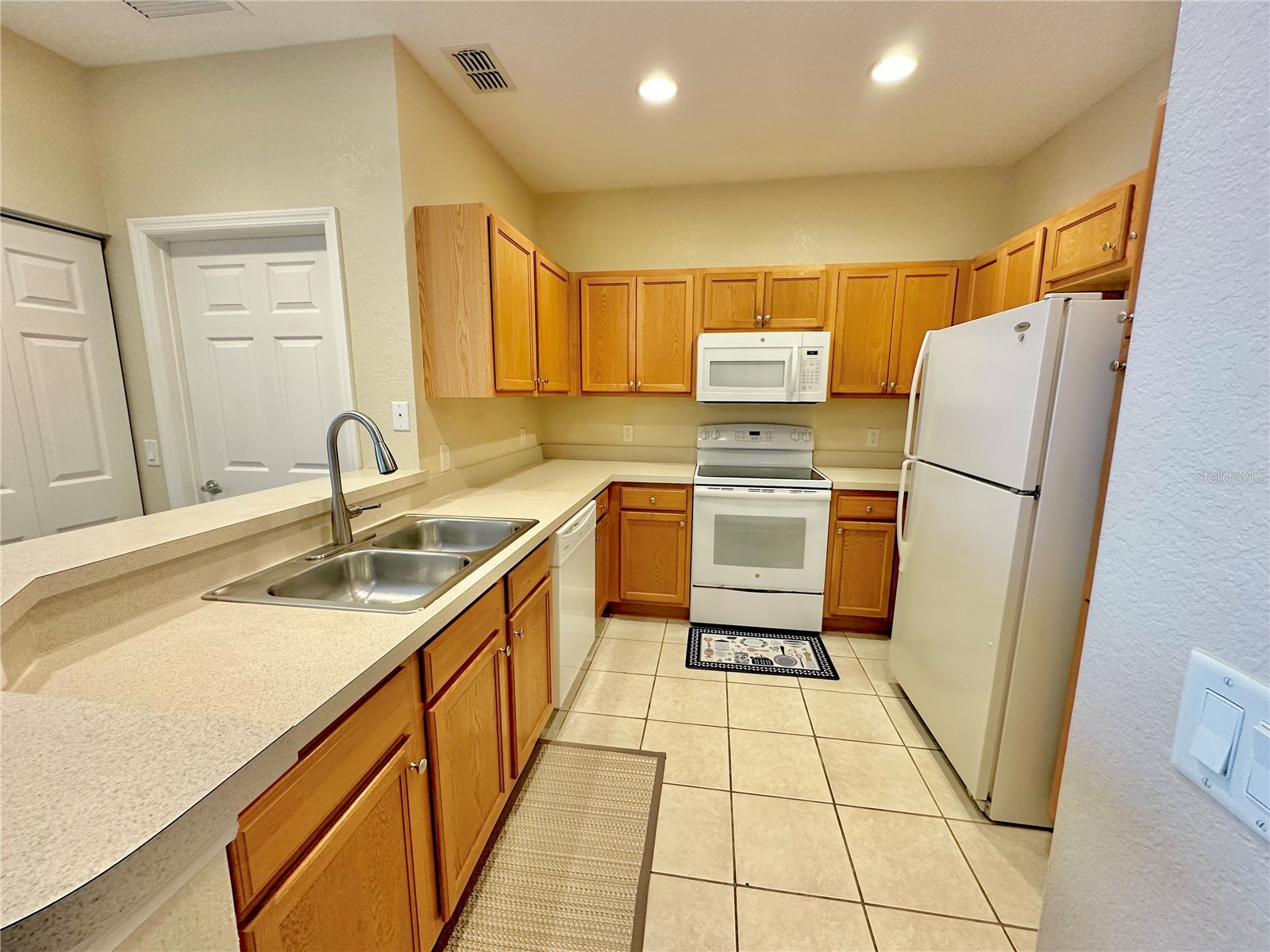2370 Grand Central Parkway #5 Orlando FL 32839 O6408380 image9