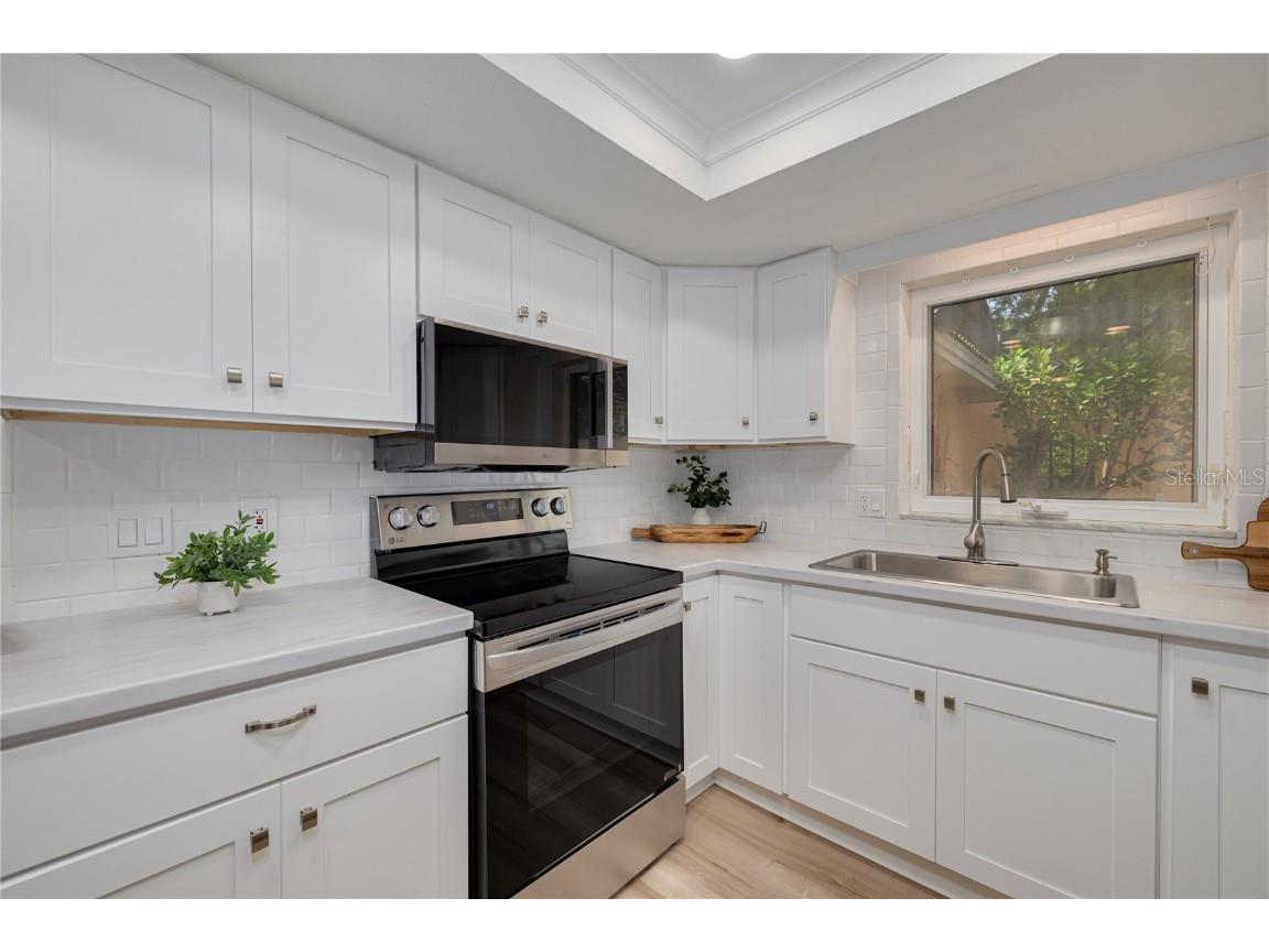 2370 Weymouth Drive Clearwater FL 33764 - ALLEN'S CREEK TO OLD TAMPA BAY TB8383304 image12