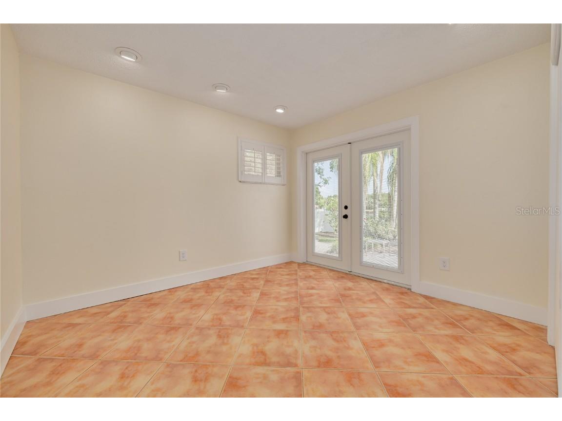 2370 Weymouth Drive Clearwater FL 33764 - ALLEN'S CREEK TO OLD TAMPA BAY TB8383304 image32