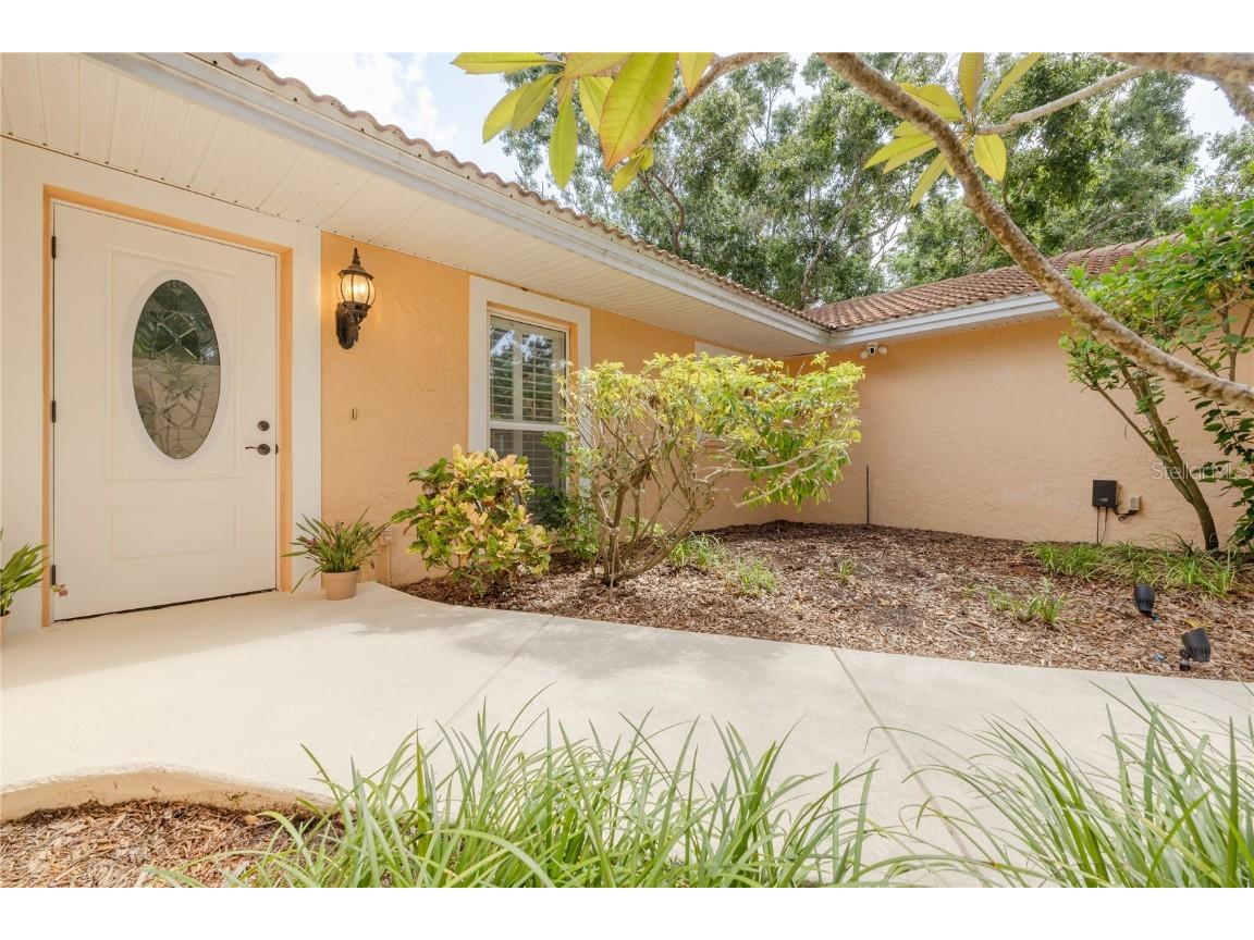 2370 Weymouth Drive Clearwater FL 33764 - ALLEN'S CREEK TO OLD TAMPA BAY TB8383304 image4