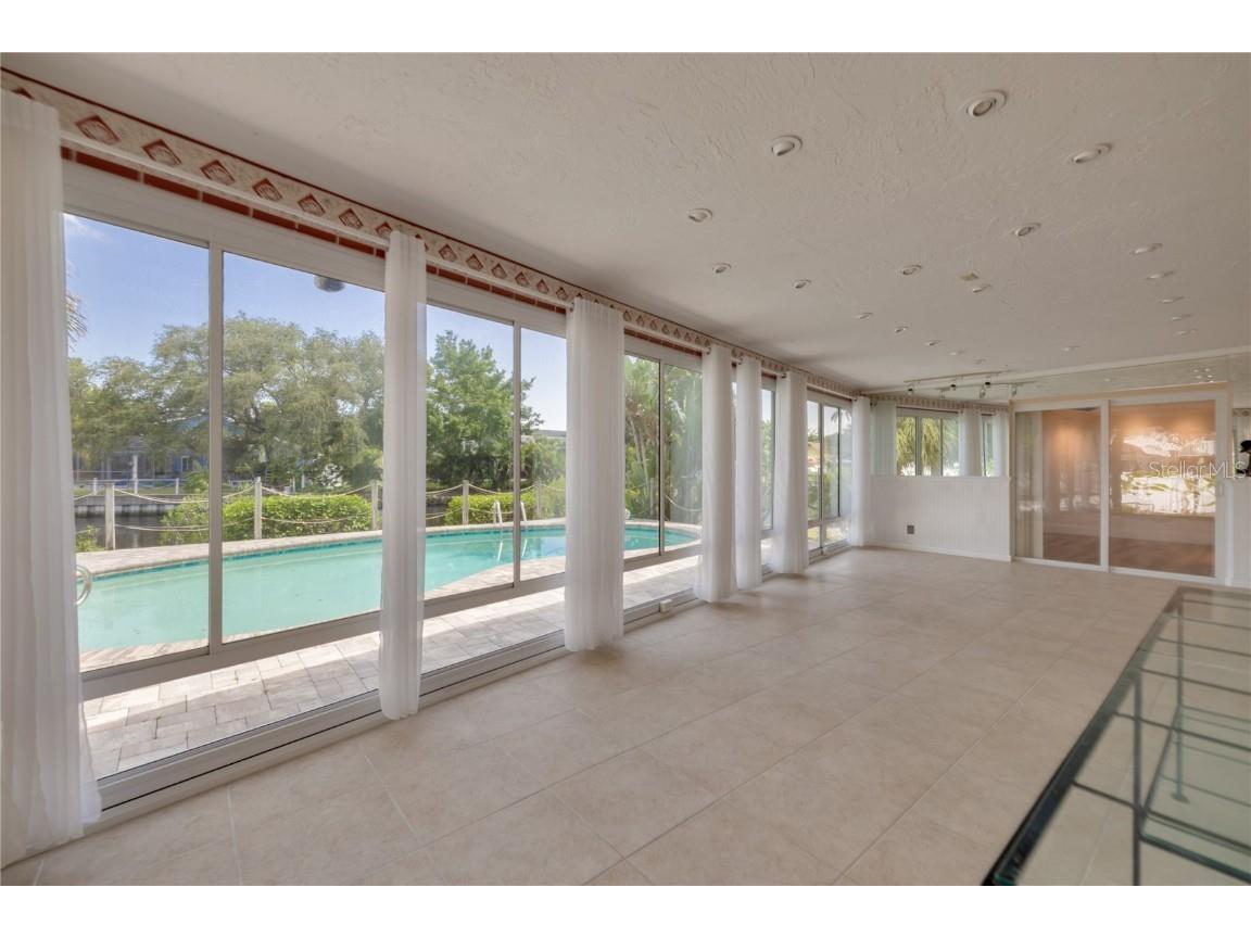 2370 Weymouth Drive Clearwater FL 33764 - ALLEN'S CREEK TO OLD TAMPA BAY TB8383304 image50