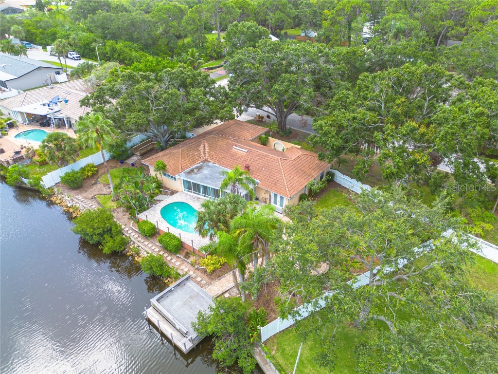 2370 Weymouth Drive Clearwater FL 33764 - ALLEN'S CREEK TO OLD TAMPA BAY TB8383304 image8