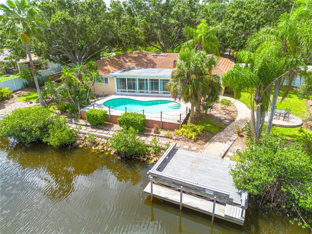 2370 Weymouth Drive Clearwater FL 33764 - ALLEN'S CREEK TO OLD TAMPA BAY TB8383304 image9