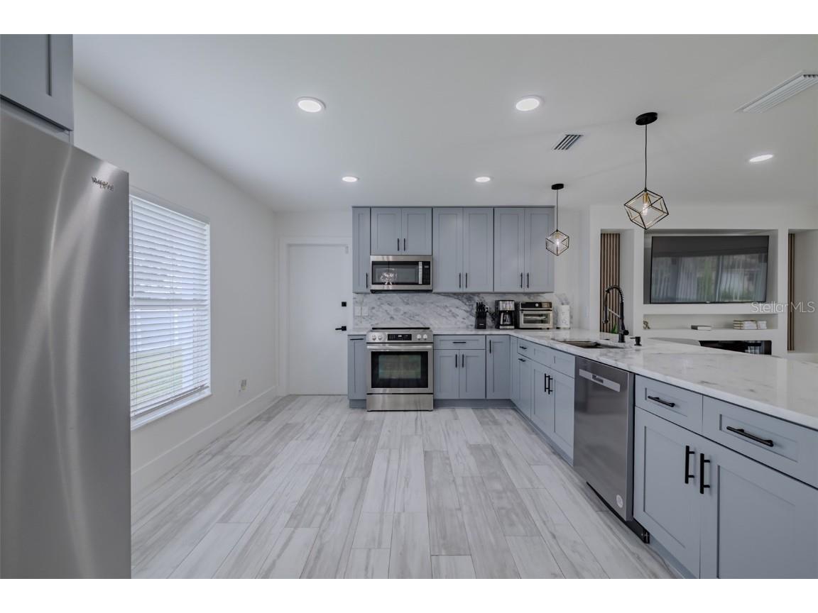 23700 Lake Hills Drive Lutz FL 33559 TB8457965 image44