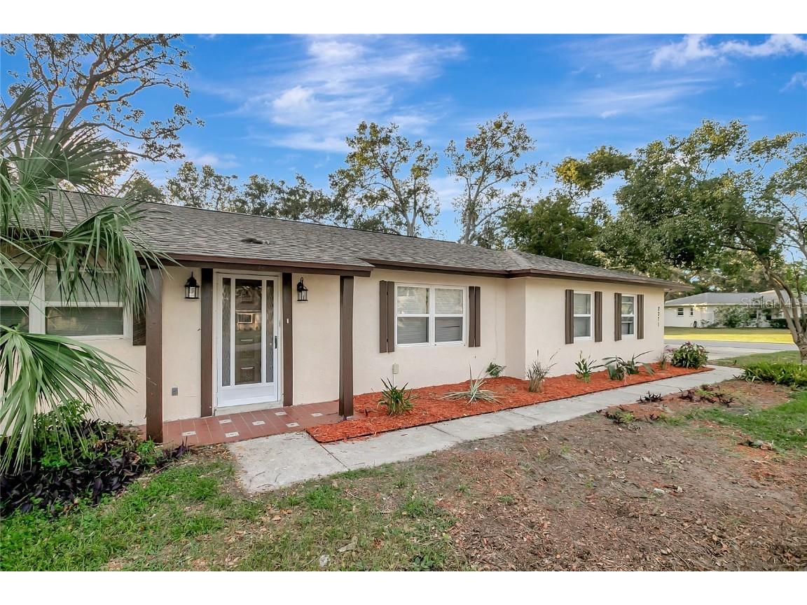 2371 Dustin Circle Spring Hill FL 34608 TB8315242 image1