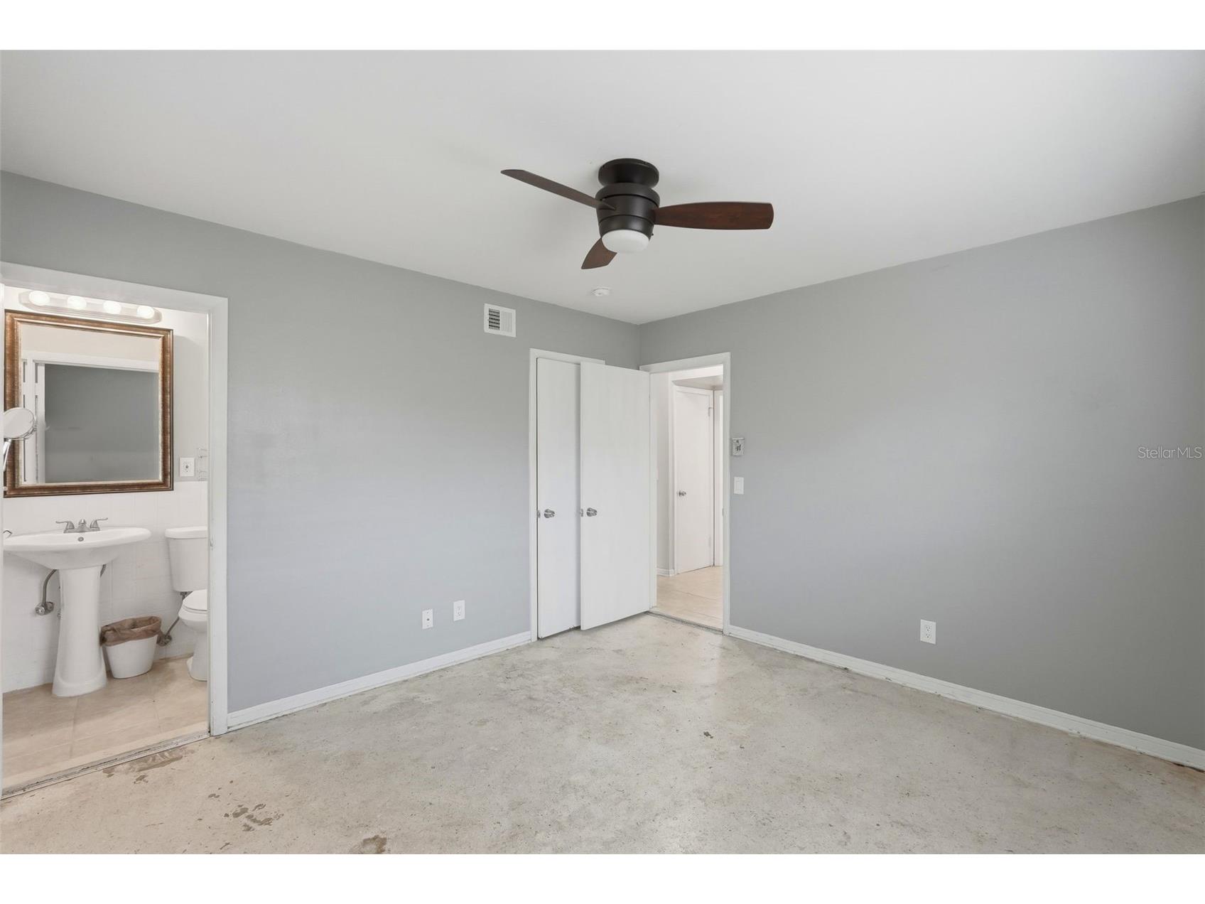 2371 Indigo Drive Clearwater FL 33763 TB8487837 image12