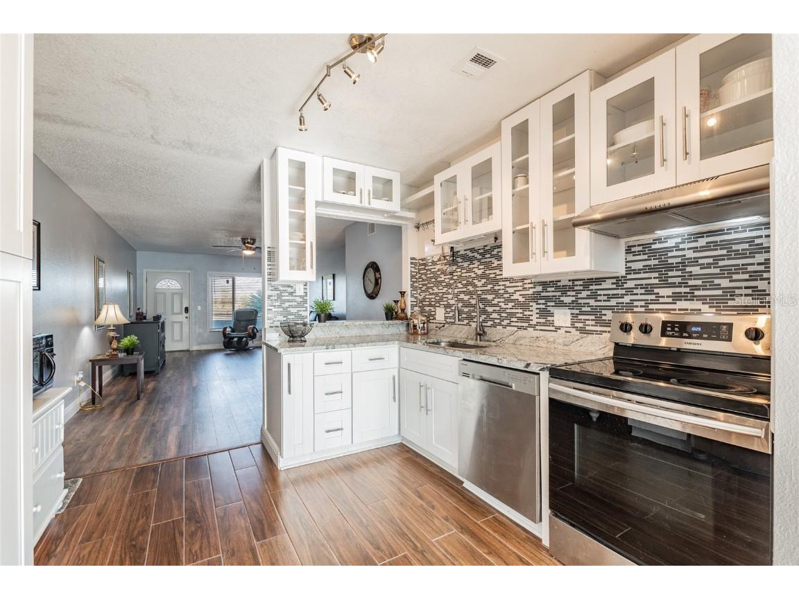 2371 Israeli Drive #61 Clearwater FL 33763 U8151929 image1