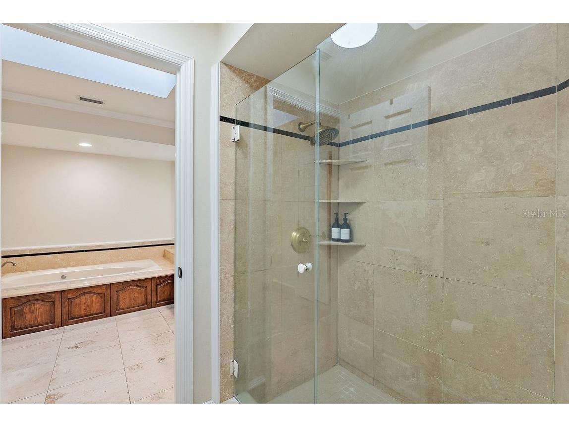 2371 Landings Circle Bradenton FL 34209 TB8438102 image32