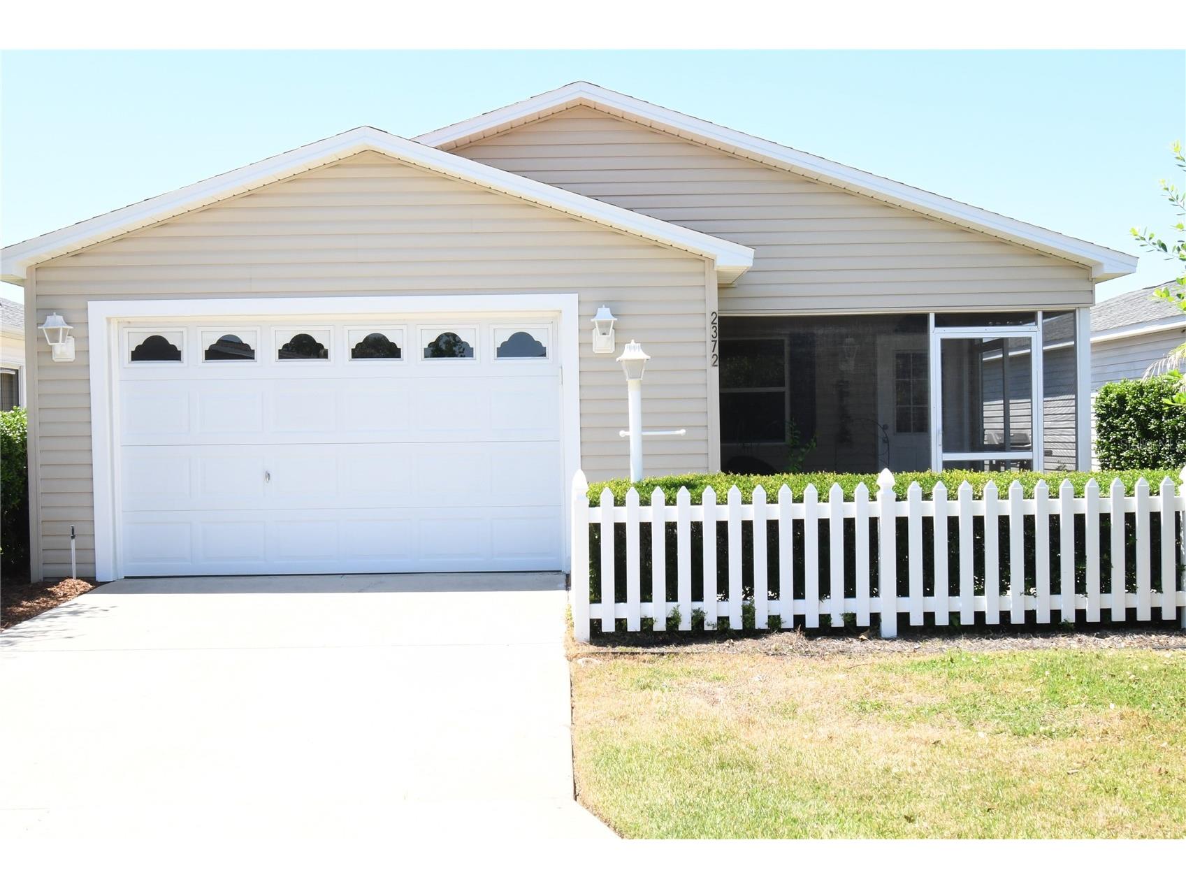 2372 Travis Place The Villages FL 32162 G5112427 image1