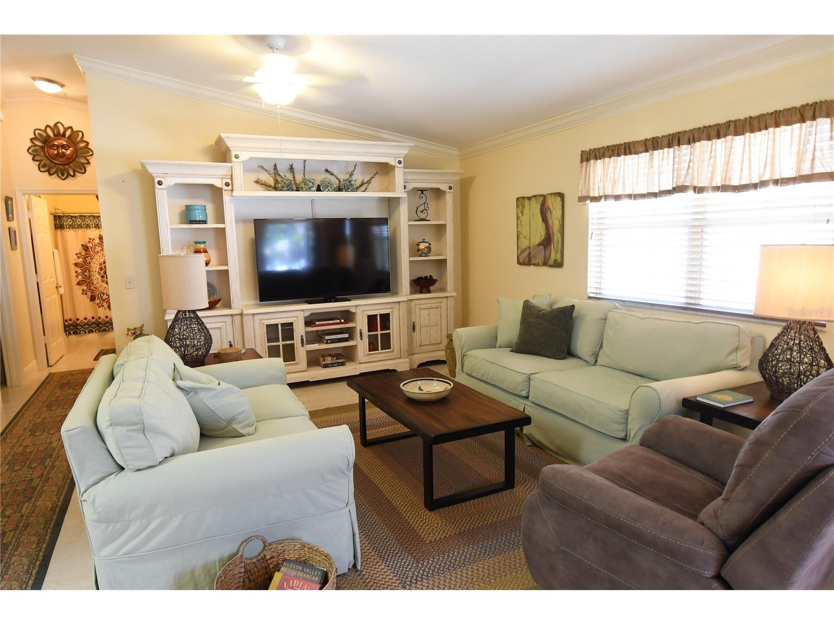 2372 Travis Place The Villages FL 32162 G5112427 image2