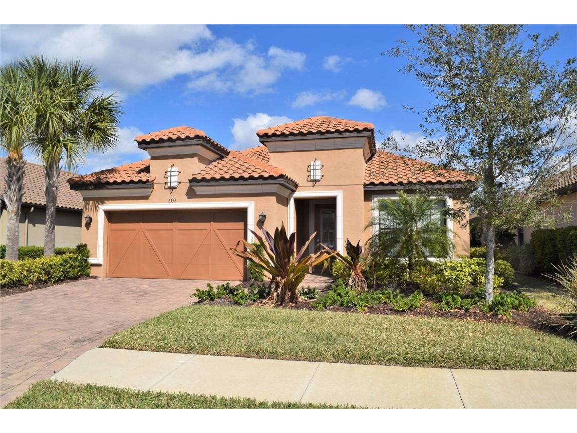 2372 Vaccaro Drive Sarasota FL 34231 A4559373 image1