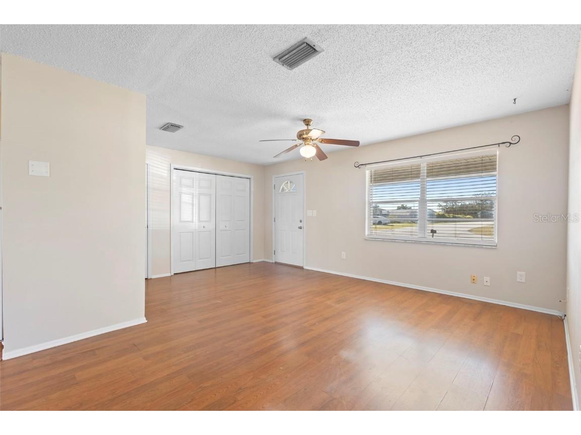 2373 Fairgren Avenue Deltona FL 32738 V4946469 image6