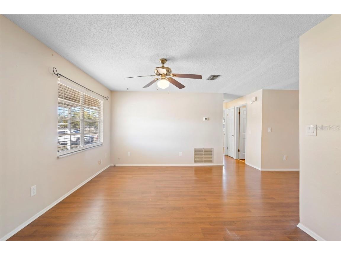 2373 Fairgren Avenue Deltona FL 32738 V4946469 image8