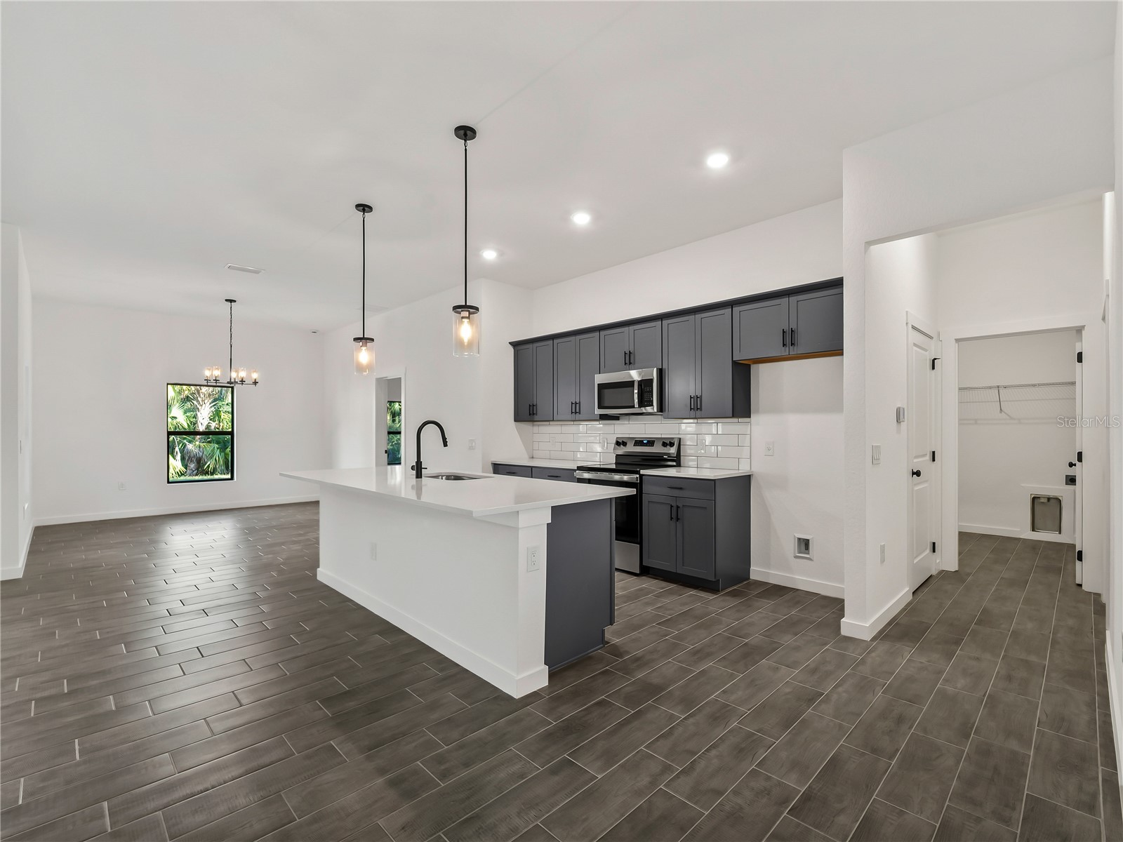 2373 Jeannin Drive North Port FL 34288 C7517523 image5