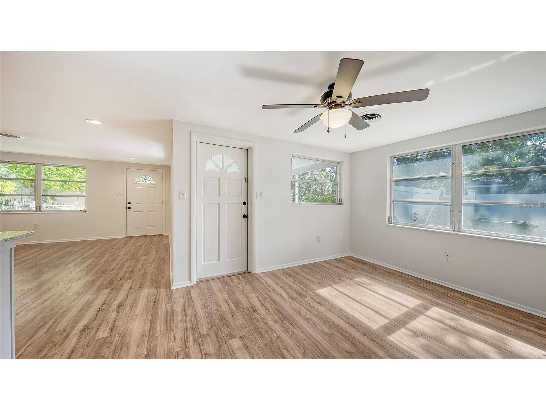 2374 Arlington Street Sarasota FL 34239 A4680088 image11