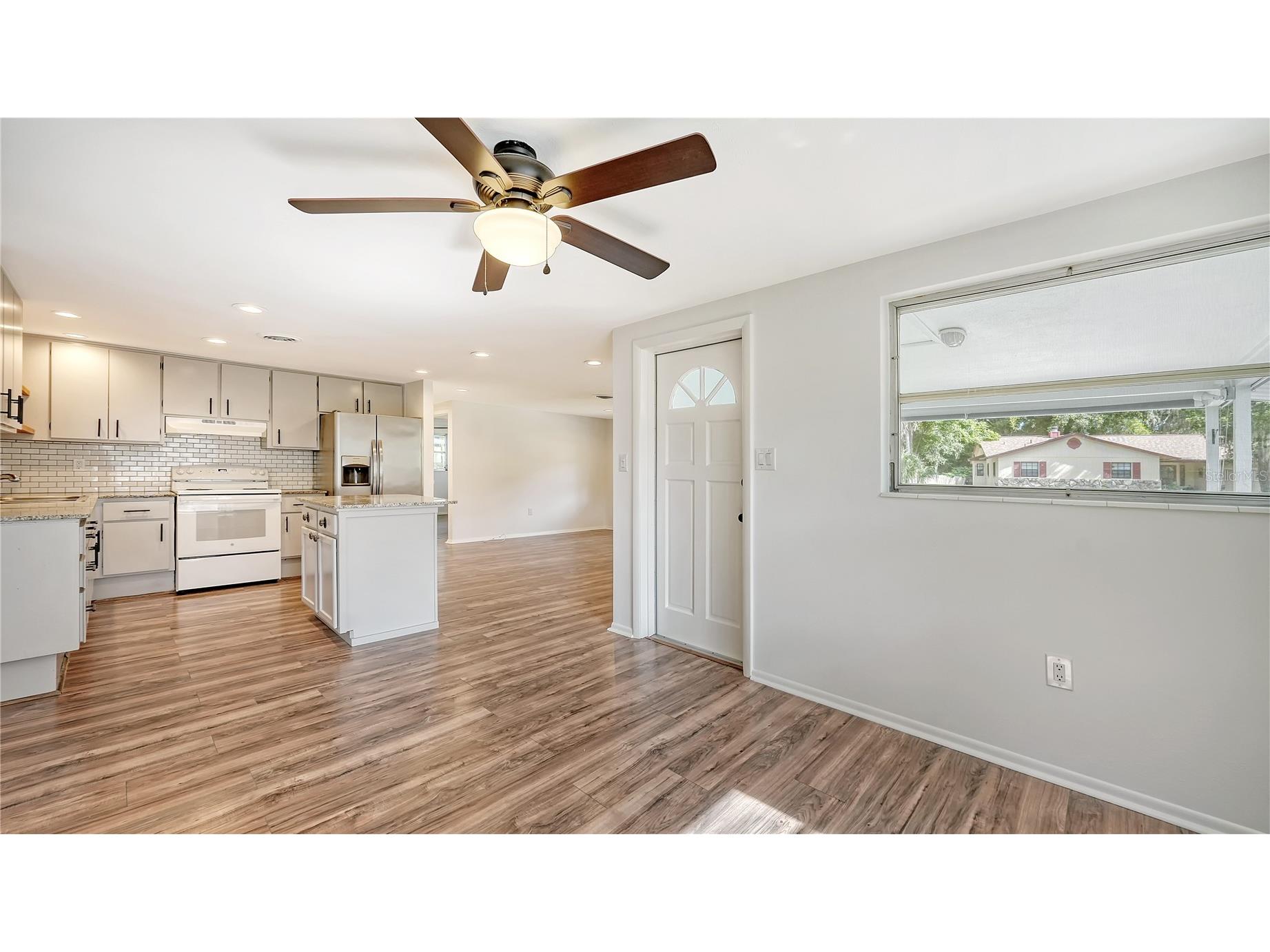 2374 Arlington Street Sarasota FL 34239 A4680088 image12