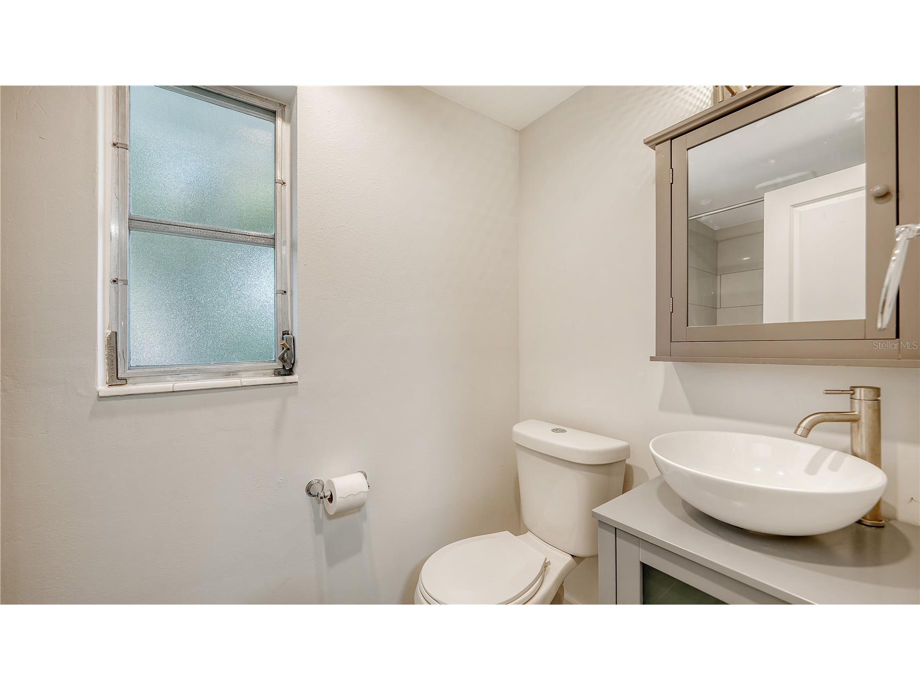 2374 Arlington Street Sarasota FL 34239 A4680088 image17