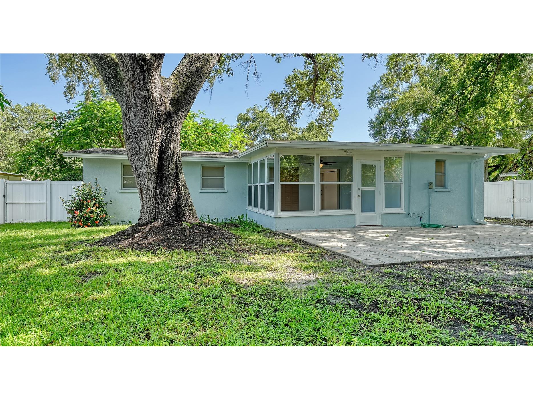 2374 Arlington Street Sarasota FL 34239 A4680088 image24