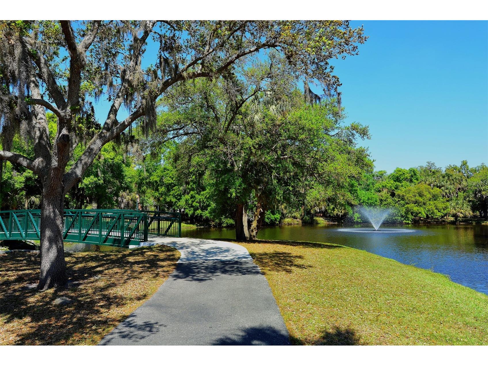 2374 Arlington Street Sarasota FL 34239 A4680088 image31