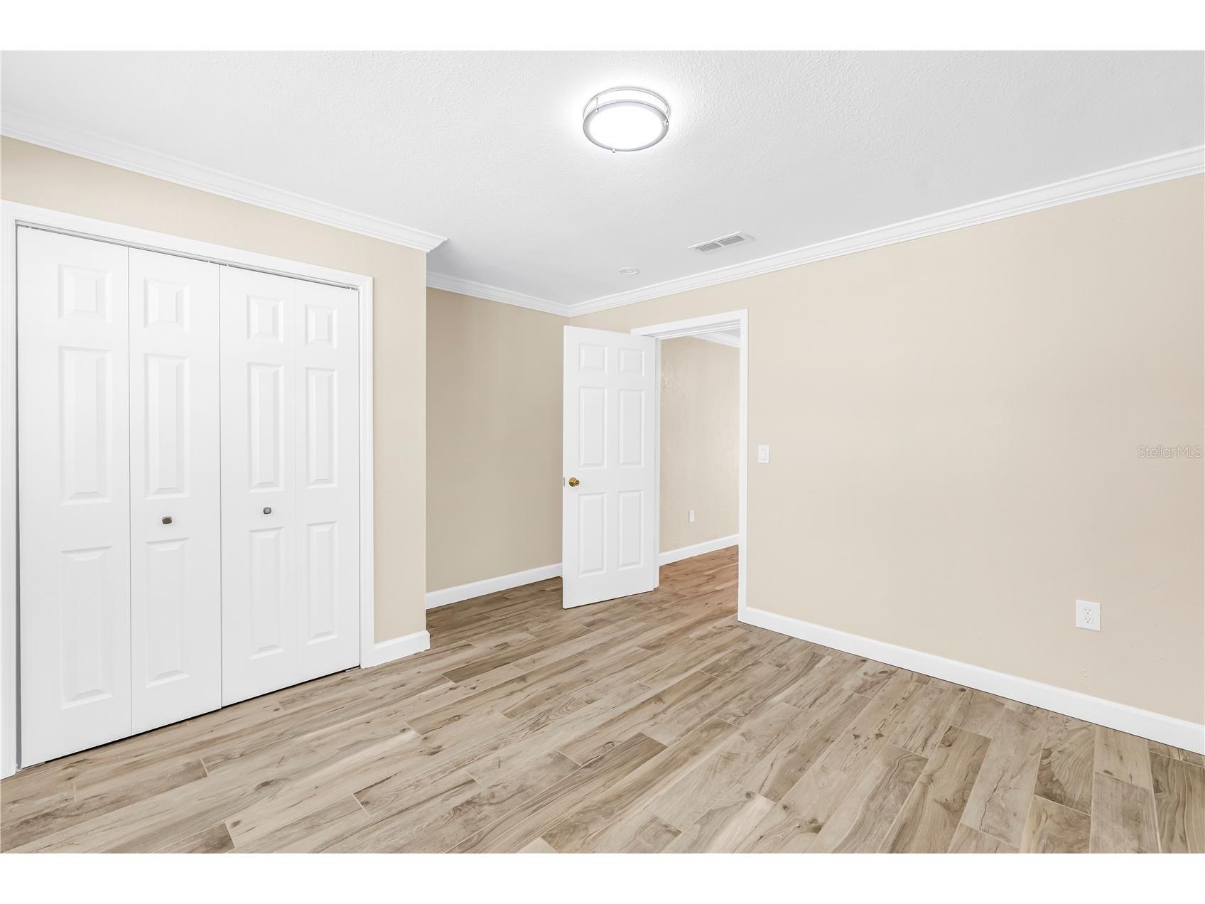 2375 37th Street N Saint Petersburg FL 33713 TB8521207 image17