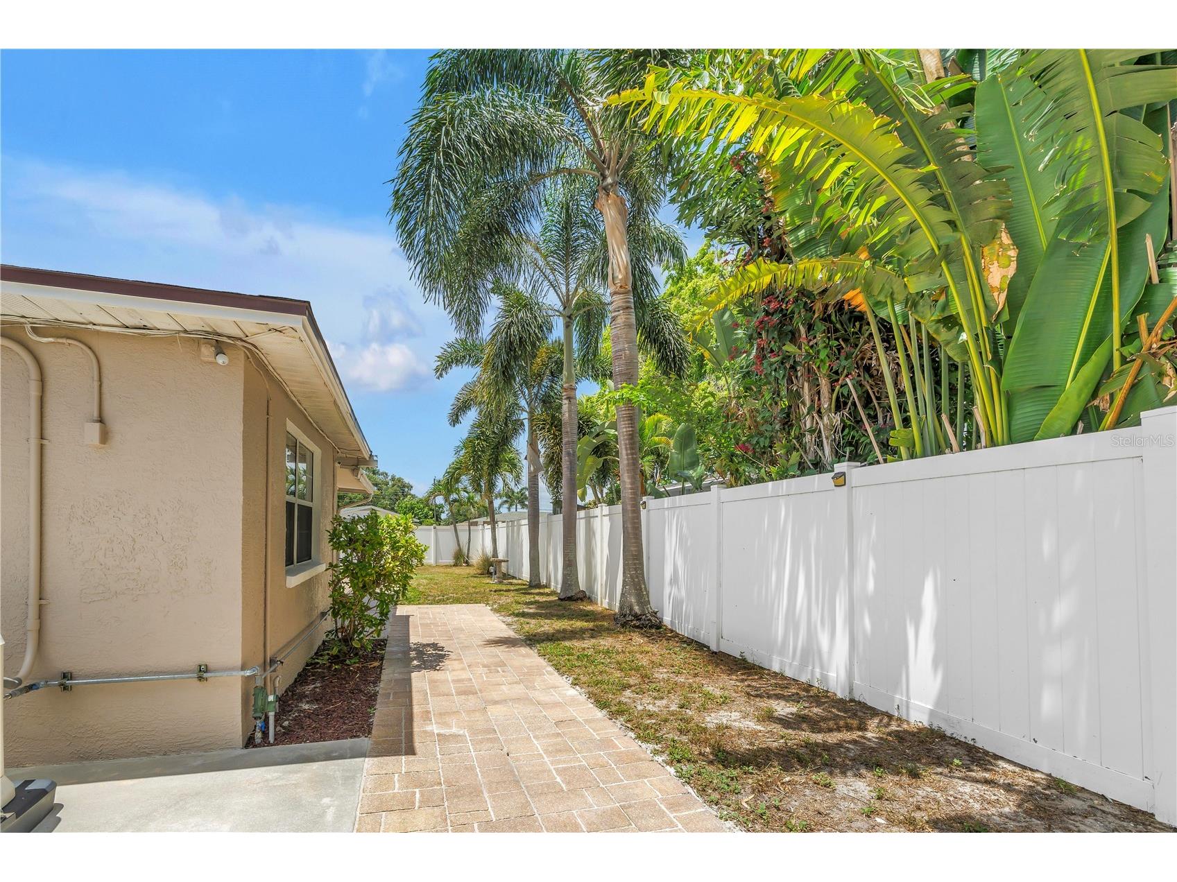 2375 37th Street N Saint Petersburg FL 33713 TB8521207 image60