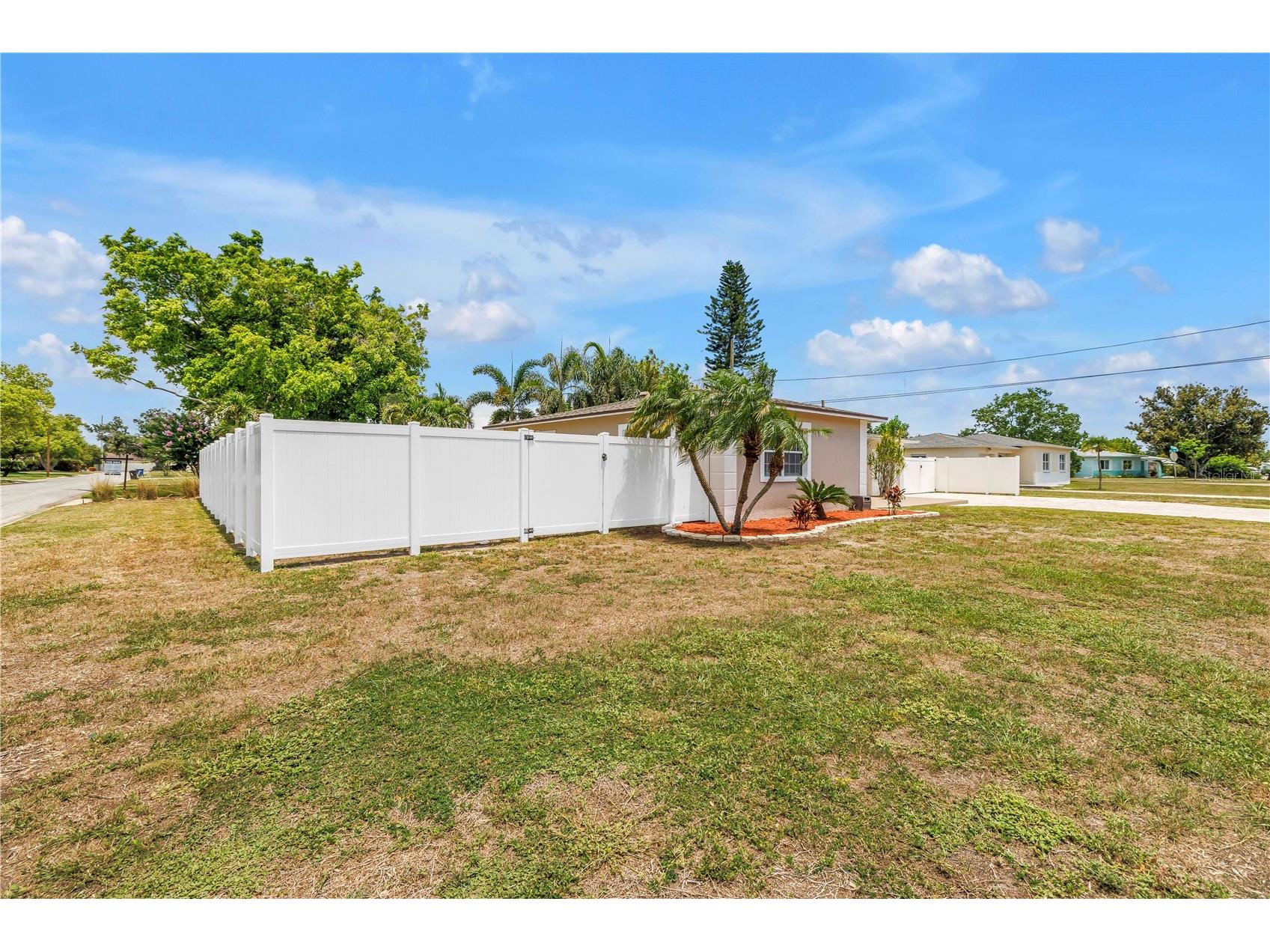 2375 37th Street N Saint Petersburg FL 33713 TB8521207 image8